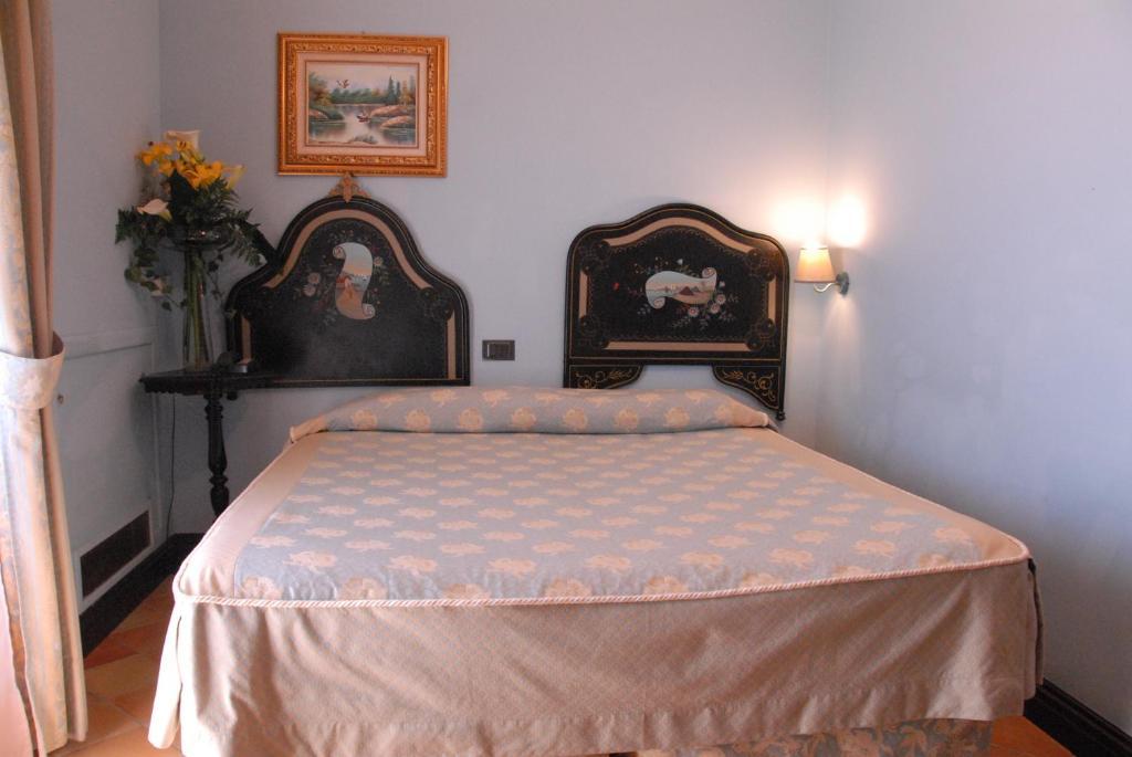 Hotel Villa Palocla شاكا الغرفة الصورة