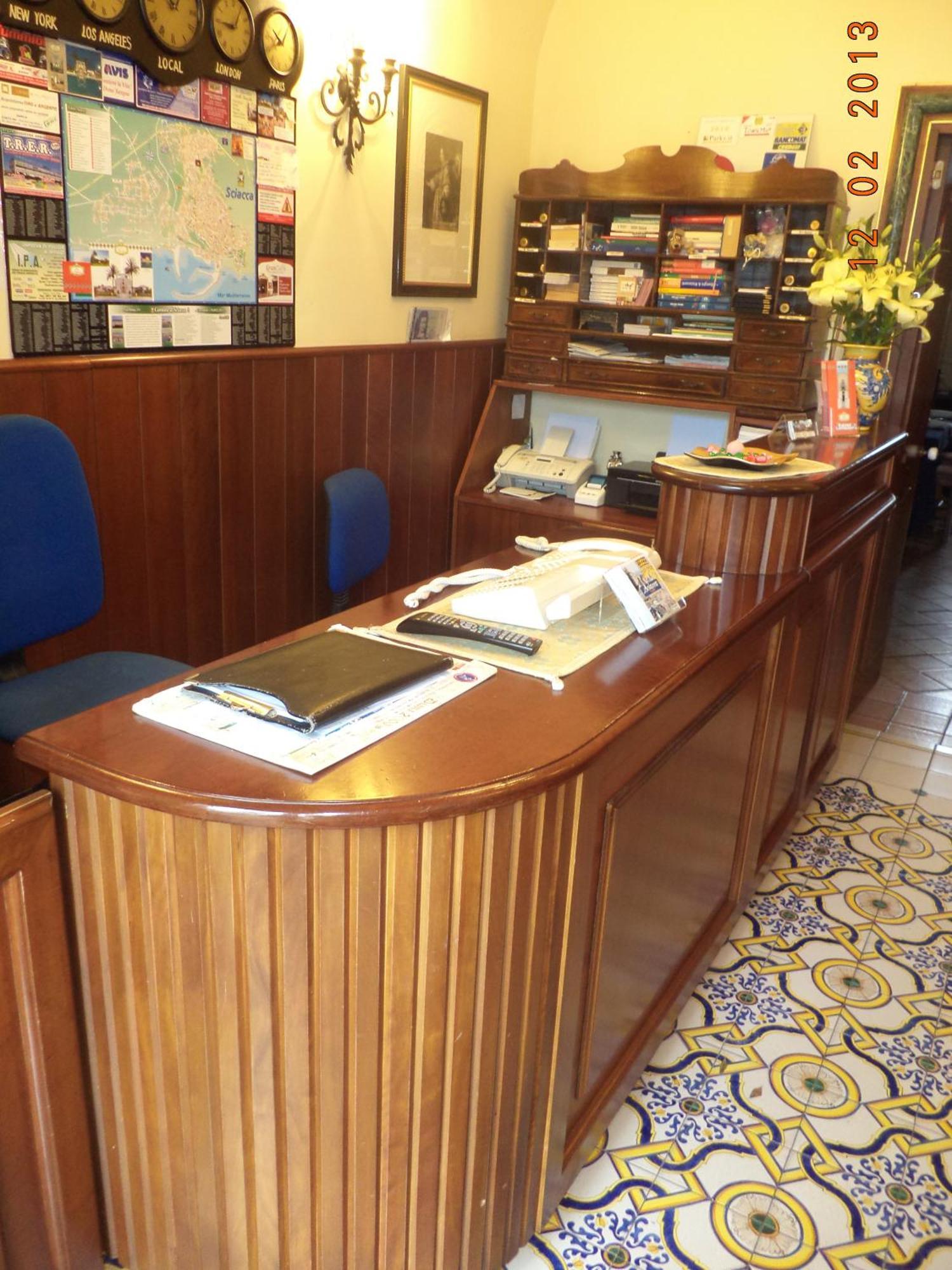 Hotel Villa Palocla شاكا المظهر الخارجي الصورة